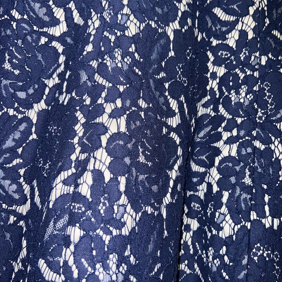 Roz & Ali Midnight Blue Floral Lace Dress - Picture 3 of 8